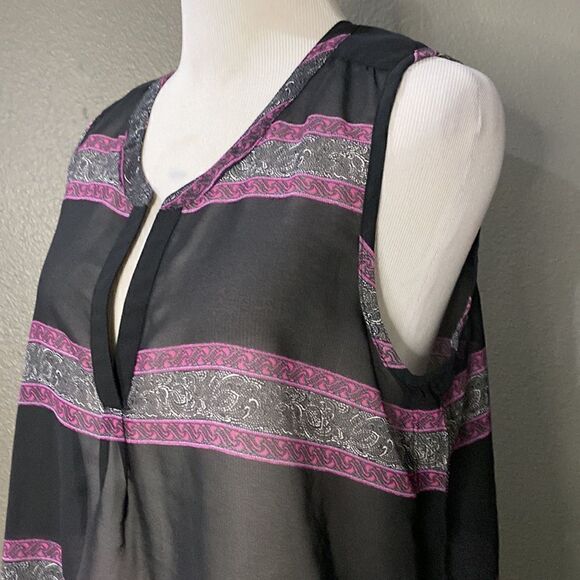 NWT American Eagle Sheer Sleeveless Striped Blouse - Picture 2 of 8